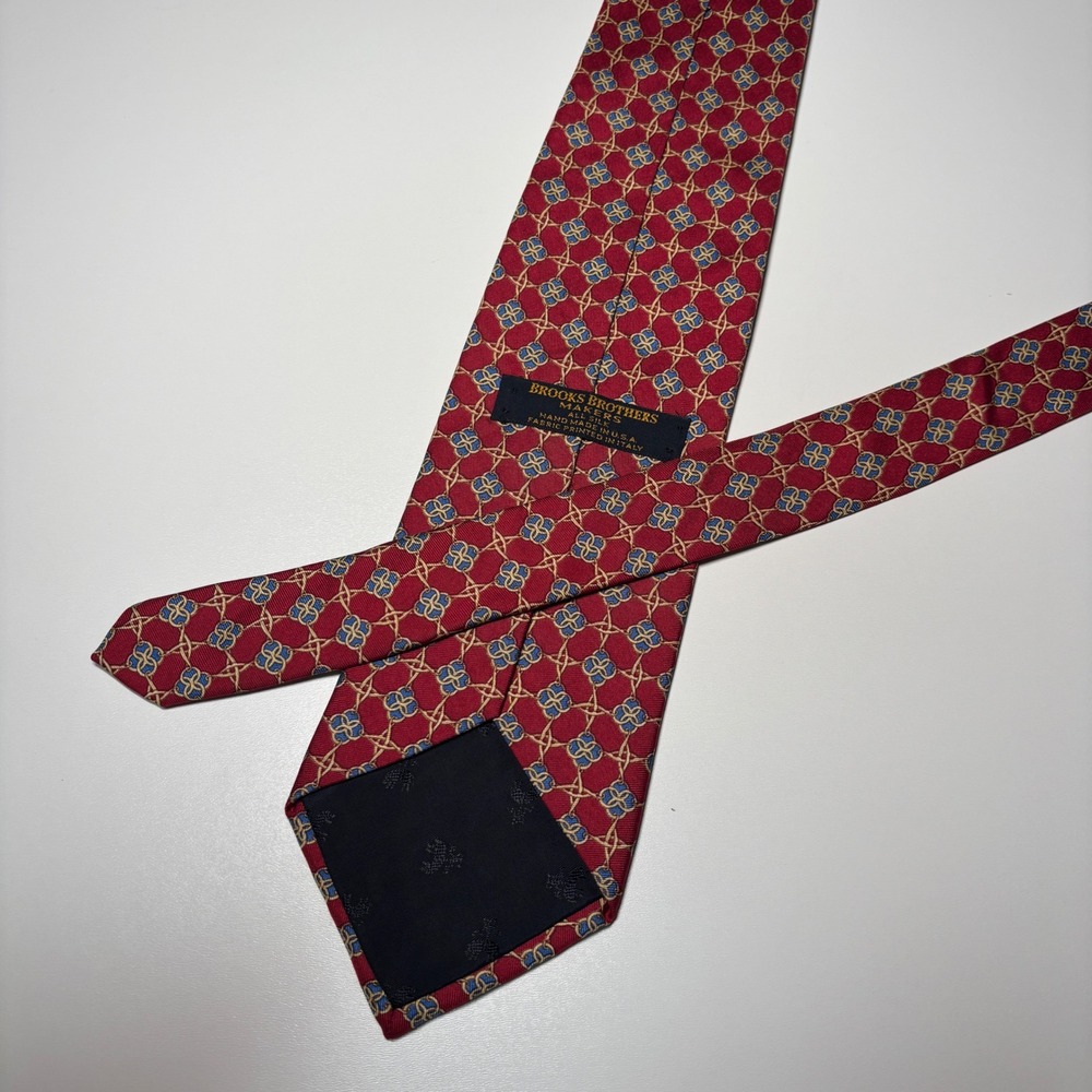 Brooks Brothers Vintage Silk Red Geometric Lattice NeckTie Makers USA Made Tie - Picture 3 of 6